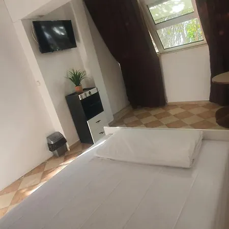 паи хост Hostel Filibe
