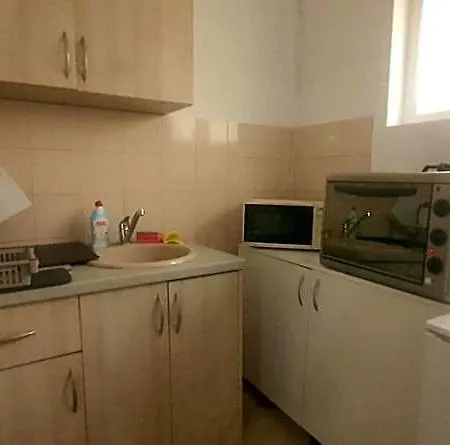 Hostel паи хост *